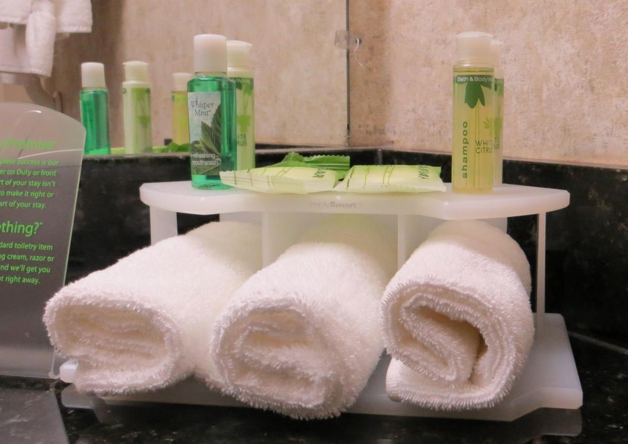 Holiday Inn Express Frisco Legacy Park Area, An Ihg Hotel Chambre photo